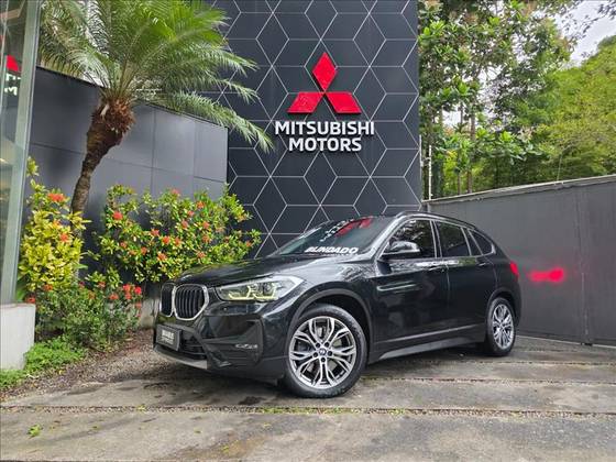 BMW X1 2.0 16V TURBO ACTIVEFLEX SDRIVE20I 4P AUTOMÁTICO BMW X1 2.0 16V TURBO ACTIVEFLEX SDRIVE20I 4P AUTOMÁTICO
